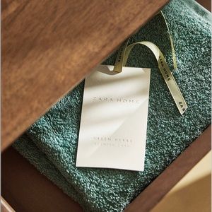 Zara Home ~ Green Herb Scented Cards
